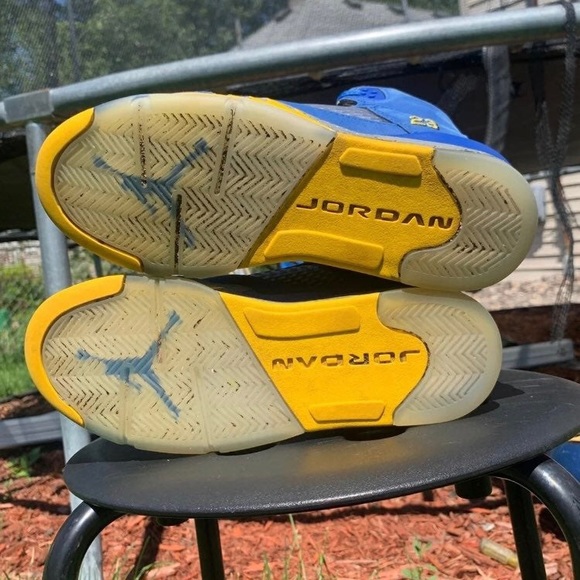 jordan 5 Laney - Picture 4 of 4